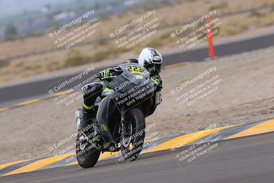 media/Sep-10-2022-SoCal Trackdays (Sat) [[a5bf35bb4a]]/Turn 11 (11am)/